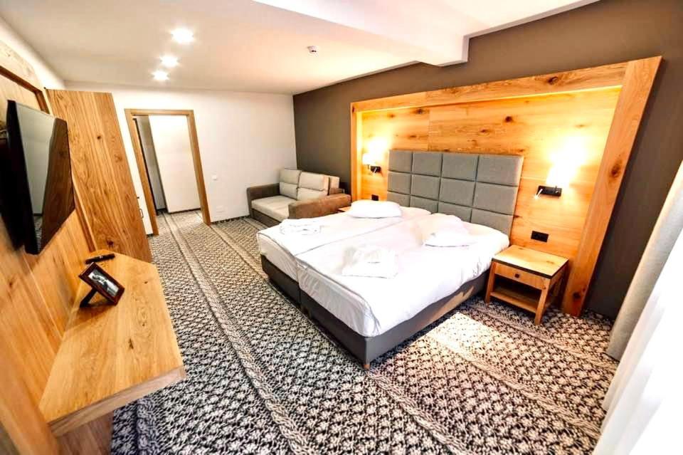 Popasul Domnesc- Resort& Spa- Voronet Vue エクステリア 写真